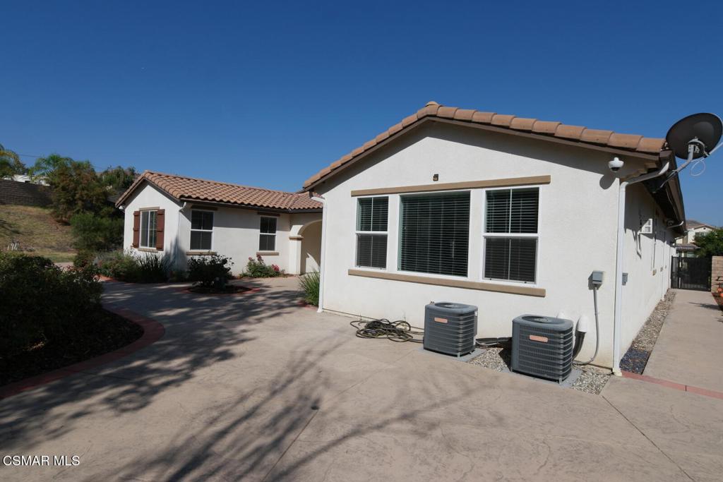 2816 Bella Court Simi Valley, CA 93065 - Photo 40 of 46