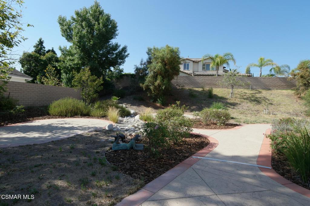 2816 Bella Court Simi Valley, CA 93065 - Photo 43 of 46