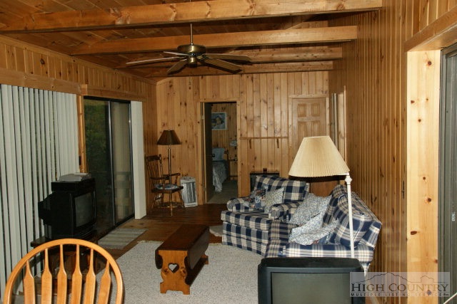 151 Goldfinch Road Newland, NC 28657 - Photo 14 of 19