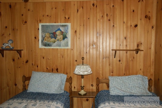 151 Goldfinch Road Newland, NC 28657 - Photo 16 of 19