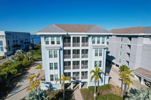 $950,000 | 396 Aruba Circle, Unit 302, Bradenton, FL 34209