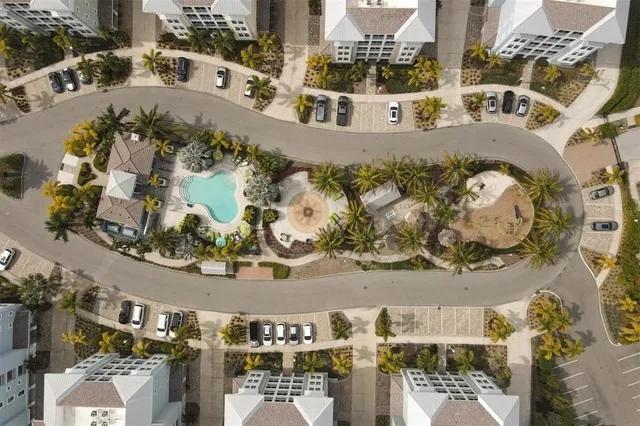 $950,000 | 396 Aruba Circle, Unit 302, Bradenton, FL 34209