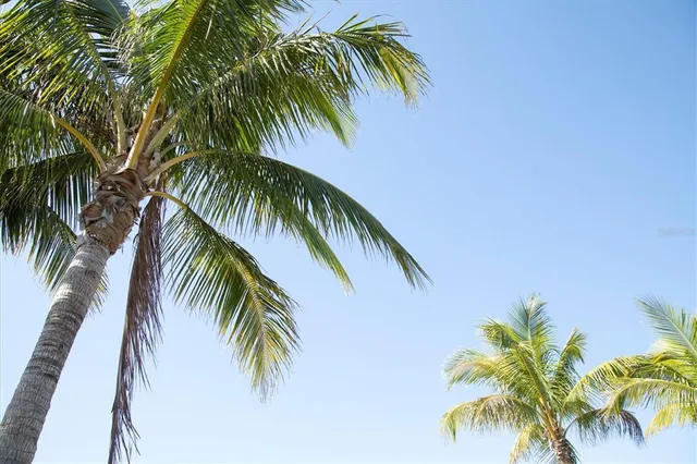 $950,000 | 396 Aruba Circle, Unit 302, Bradenton, FL 34209