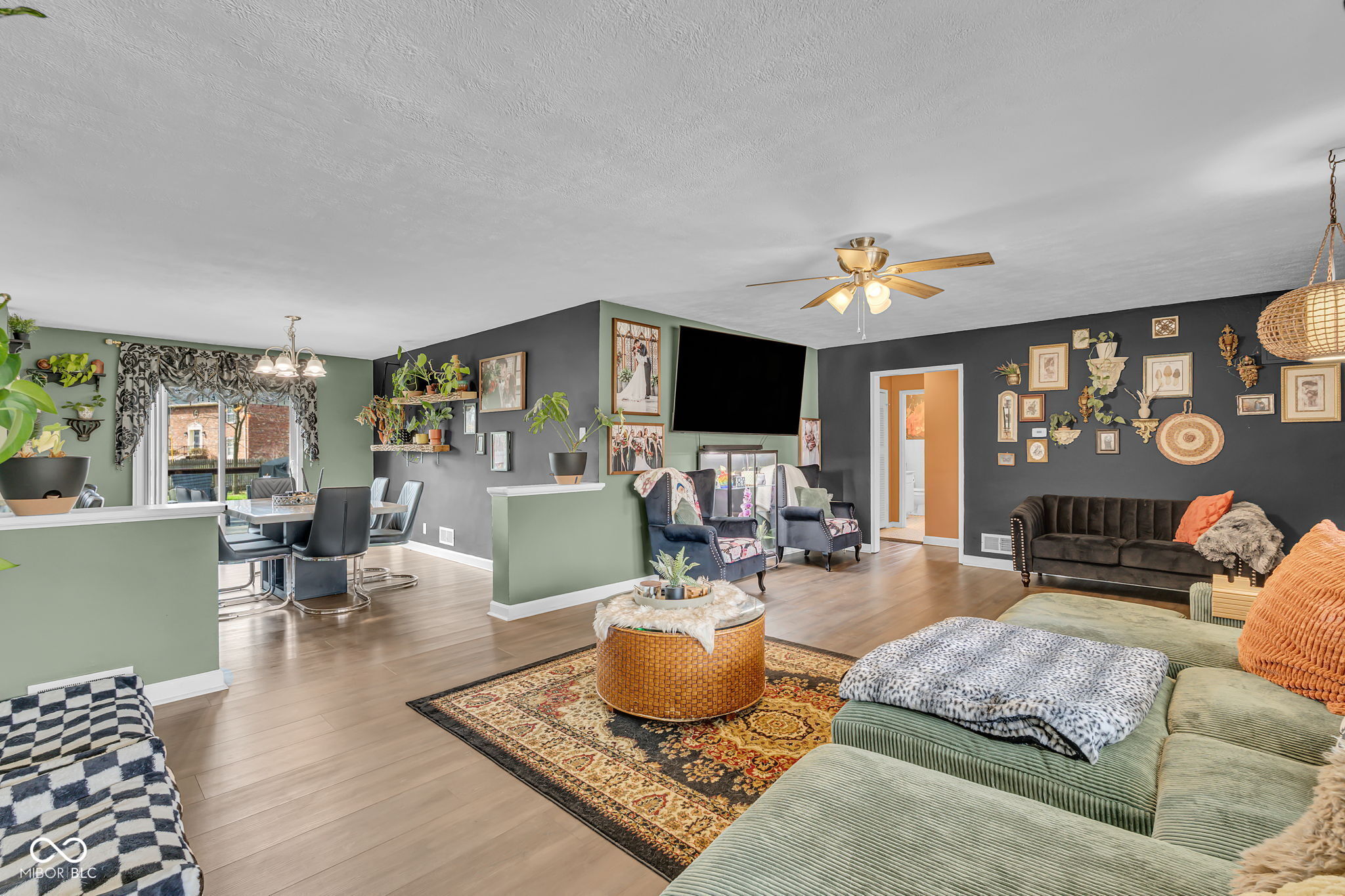2435 Westlane Road Indianapolis, IN 46268 - Photo 16 of 60
