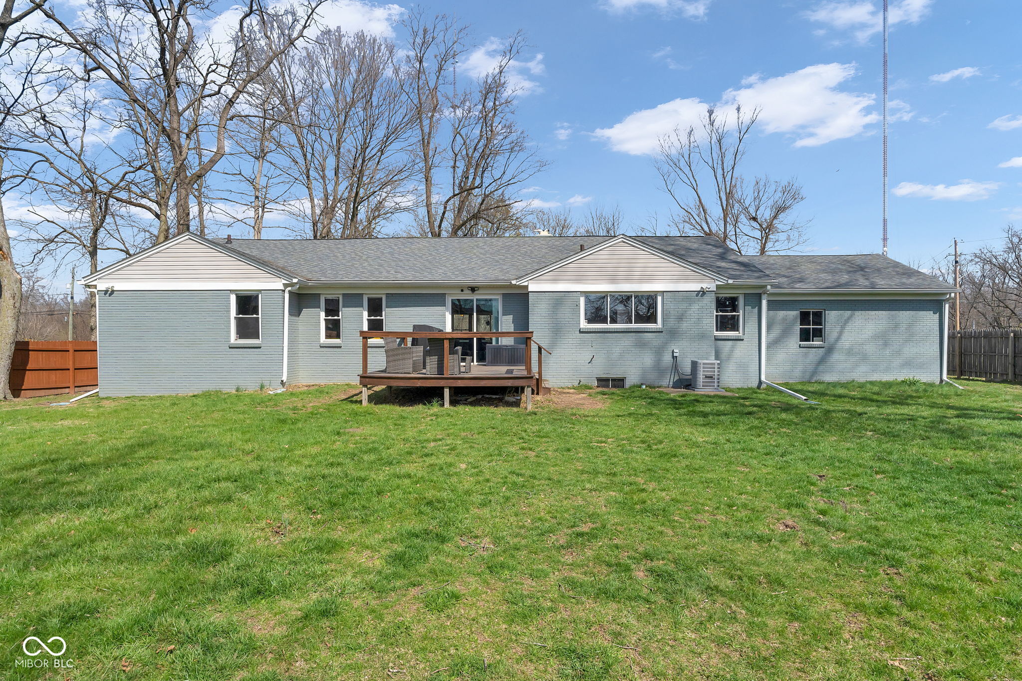 2435 Westlane Road Indianapolis, IN 46268 - Photo 2 of 60
