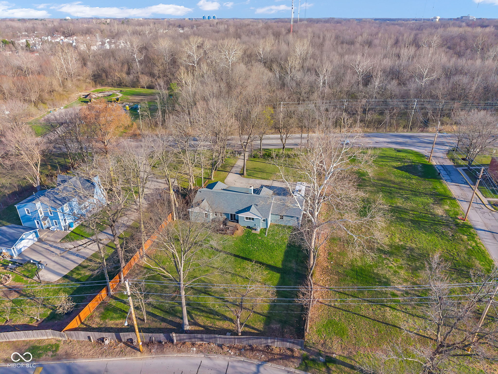 2435 Westlane Road Indianapolis, IN 46268 - Photo 56 of 60