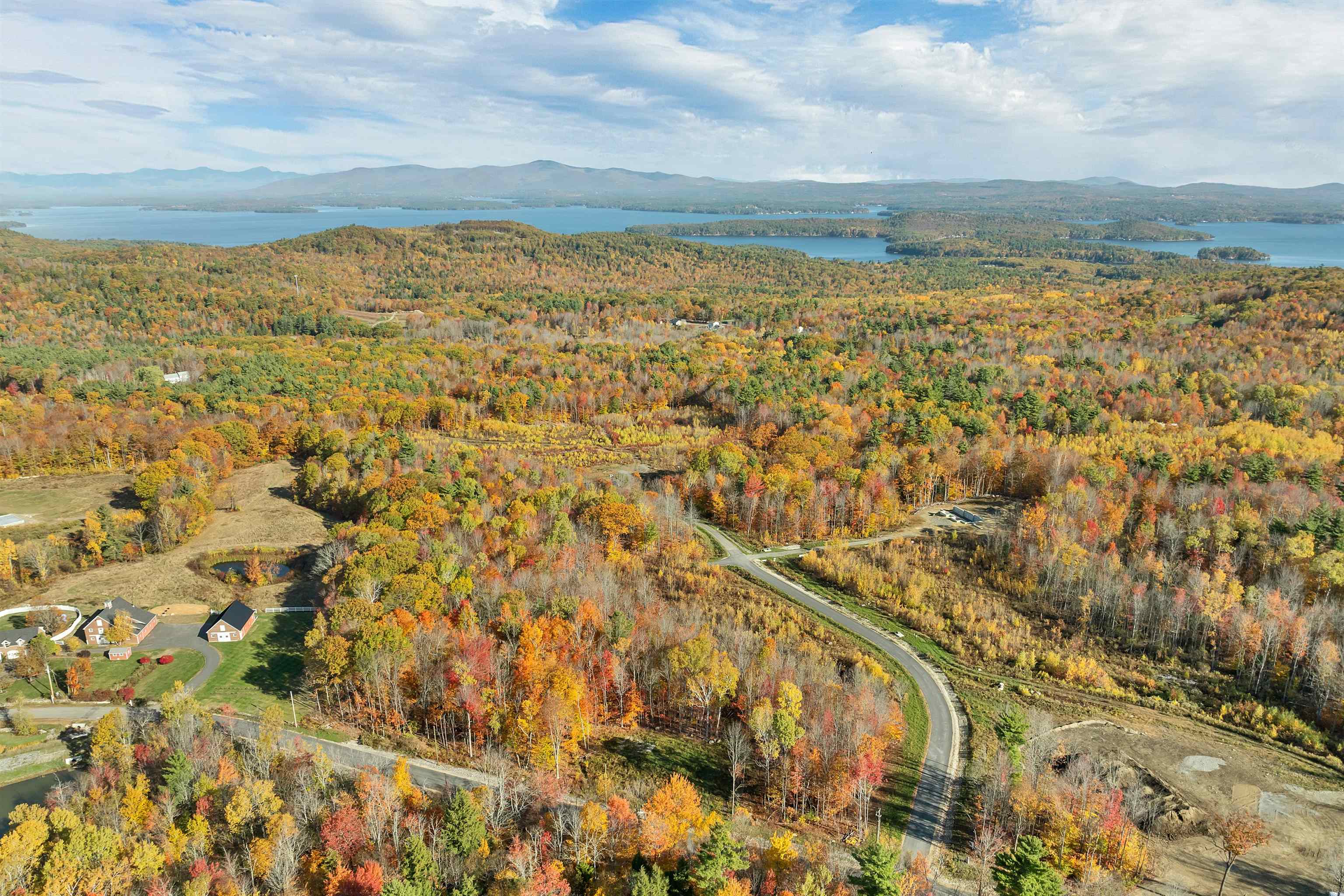 176 Glidden Road Gilford, NH 03249 - Photo 2 of 25