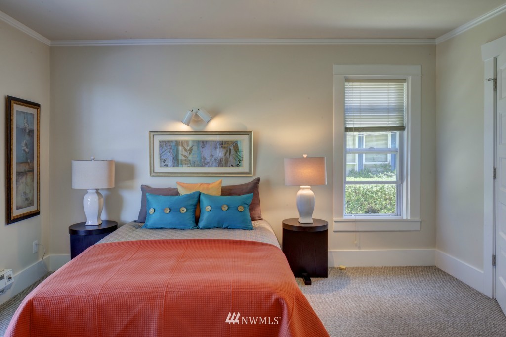 125 North 75th Street Seattle, WA 98103 - Photo 5 of 16 Gallery Image 5