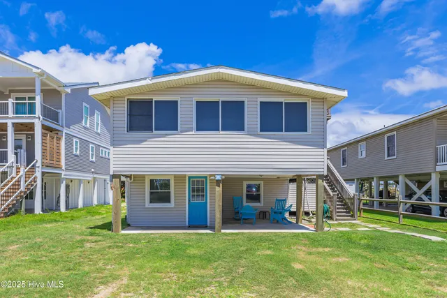 $800,000 | 3306 West Beach Drive, Oak Island, NC 28465
