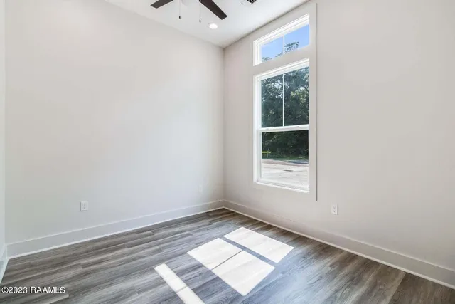 $1,219,000 | 108-124 South Jefferson Street, Broussard, LA 70518