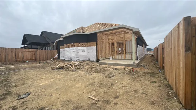 $449,990 | 291 Grey Leaf Road, Buda, TX 78610