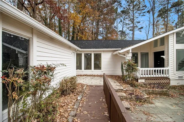 a view of a entryway of the house