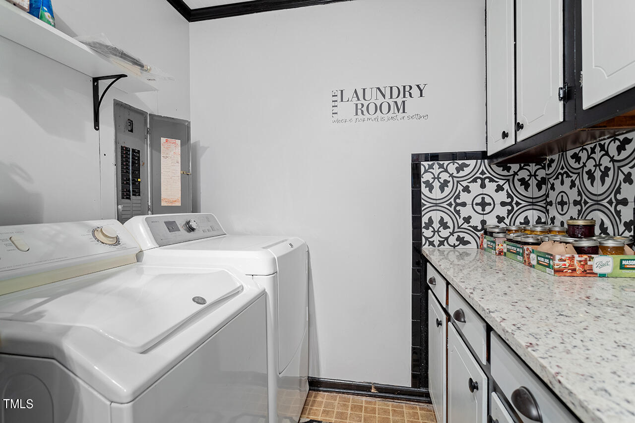 1660 Benson Road Angier, NC 27501 - Photo 17 of 32 Washer & Dryer Convey!