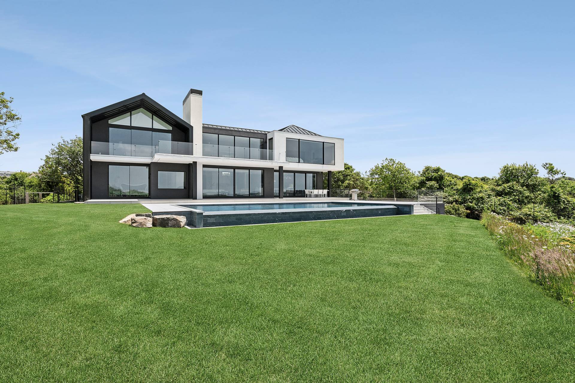 70 Kettle Hole Road Montauk, NY 11954 - Photo 24 of 36