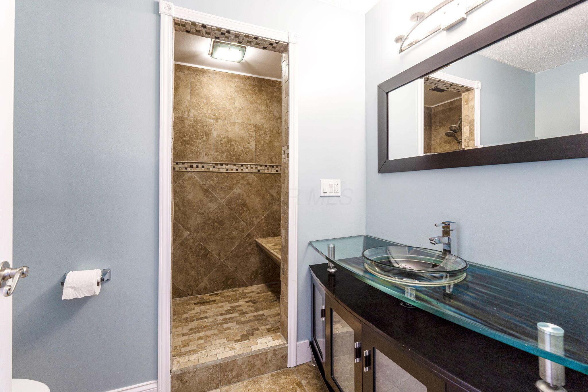 14103 Lockbourne Eastern Road Ashville, OH 43103 - Photo 42 of 73 14103 Lockbourne Eastern Rd (Interior)-3