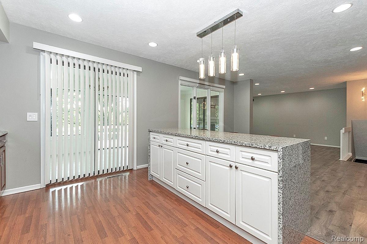 3515 Apple Valley Road Okemos, MI 48864 - Photo 9 of 39 2AV kitchen island.JPG