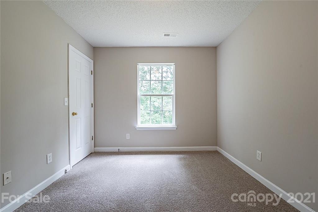 1665 Tate Road Rock Hill, SC 29732 - Photo 12 of 16 an empty room with a window