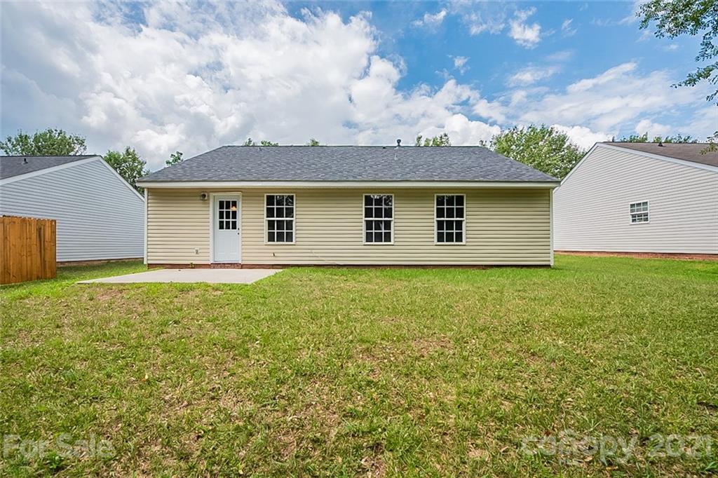 1665 Tate Road Rock Hill, SC 29732 - Photo 7 of 16 a front view of house with yard and trees