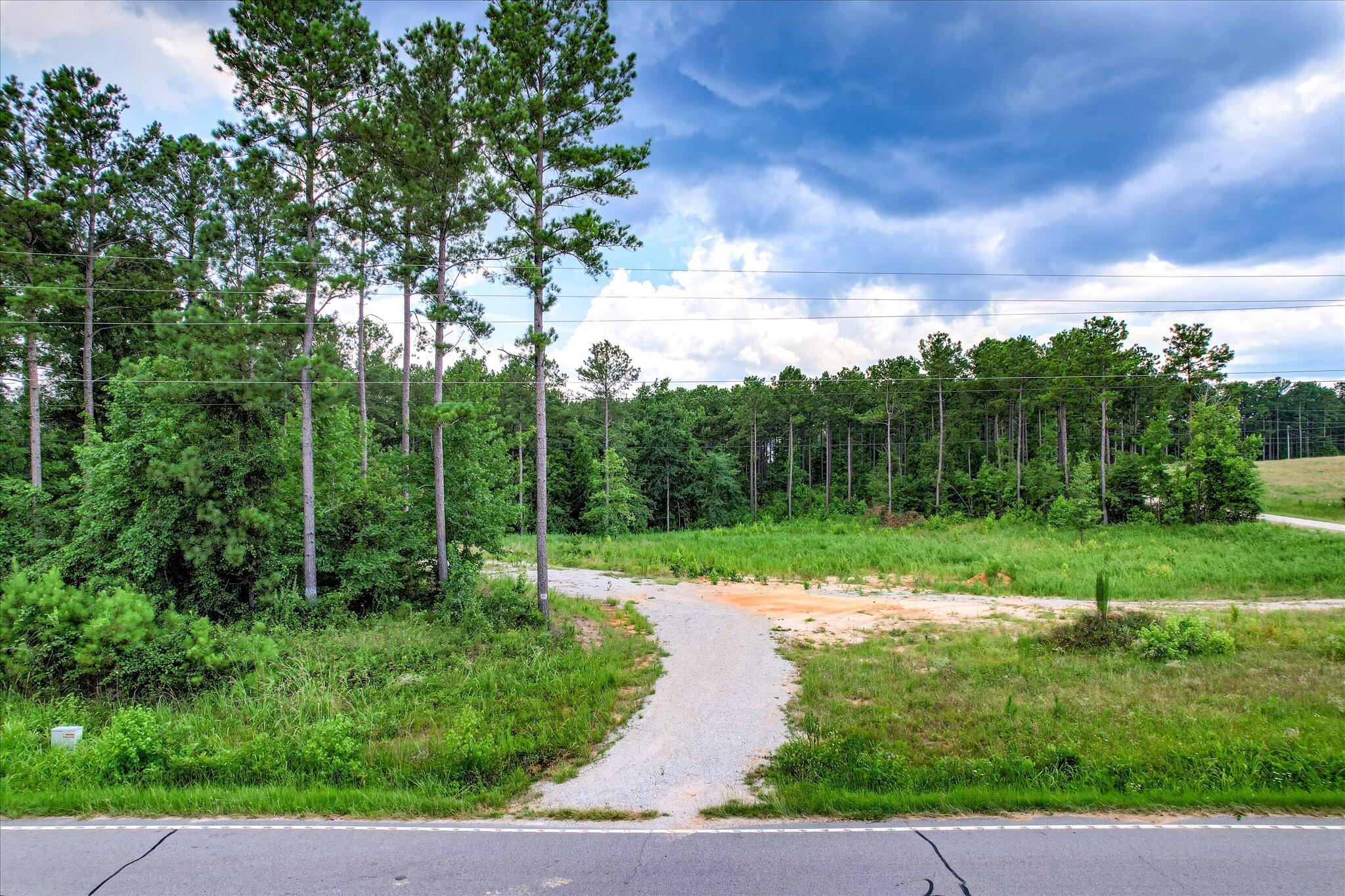358 Garrett Road Edgefield, SC 29824 - Photo 3 of 18
