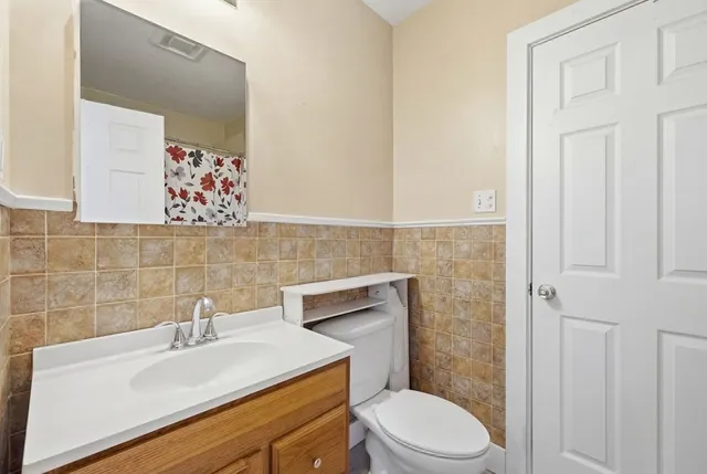 $450,000 | 1996 Westfield Street, West Springfield, MA 01089