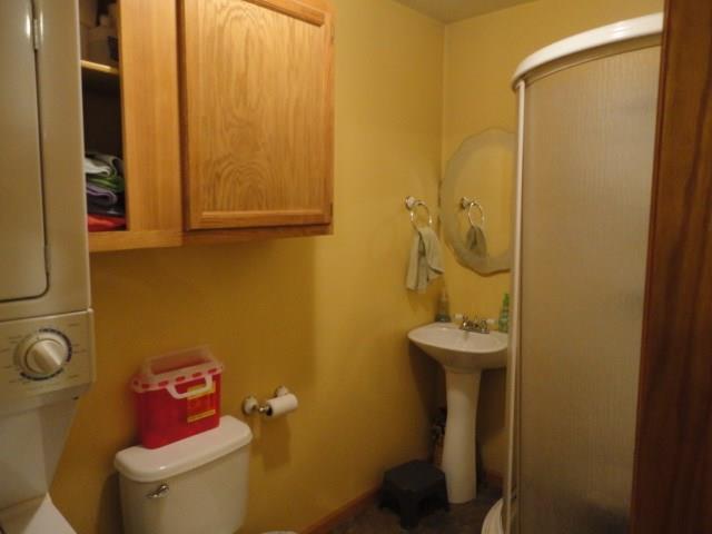 808 5th Street East Rochester, PA 15074 - Photo 8 of 15 Additional full bath on first floor