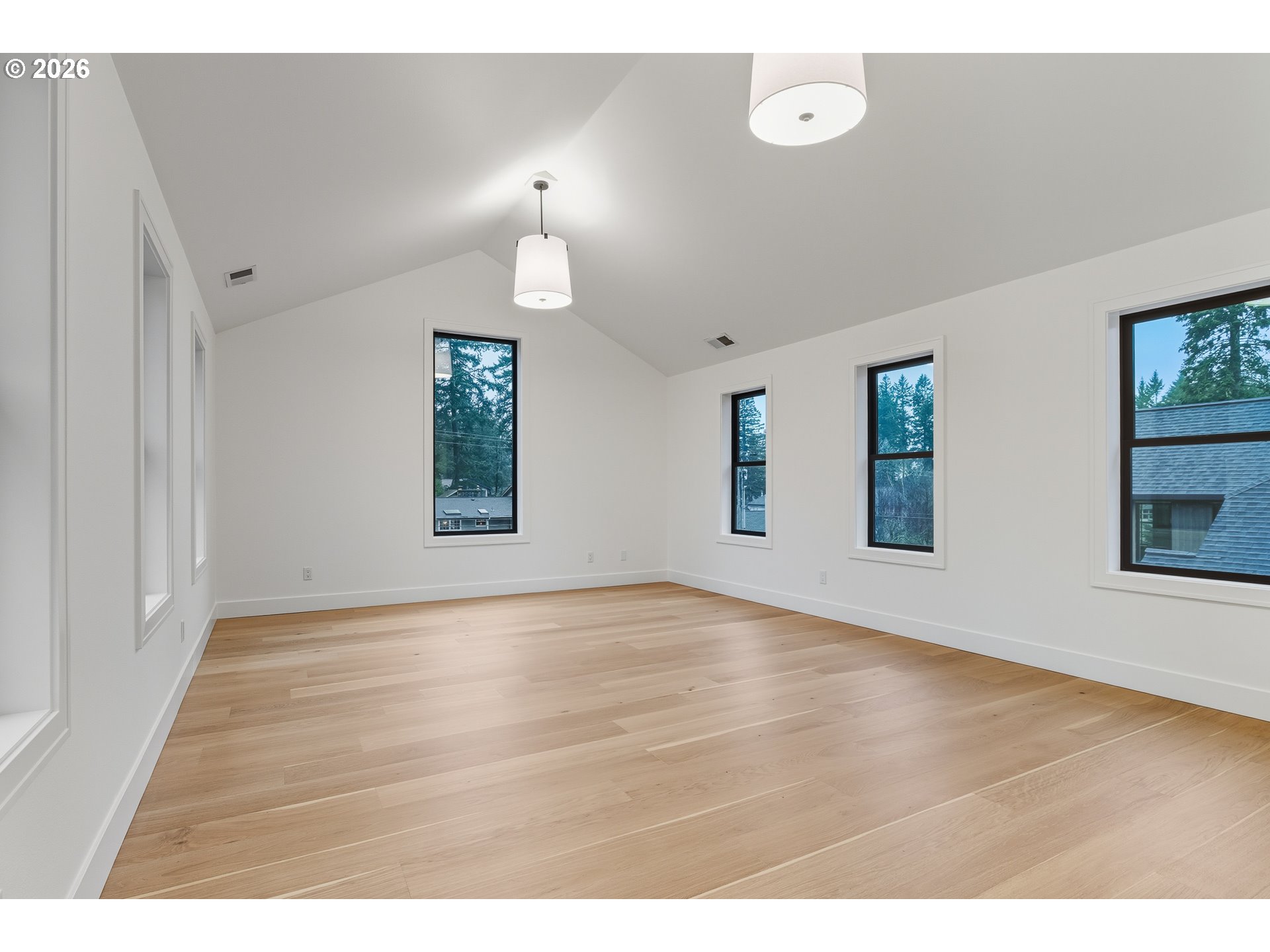 1849 Cloverleaf Road Lake Oswego, OR 97034 - Photo 22 of 24 Gallery Image 22