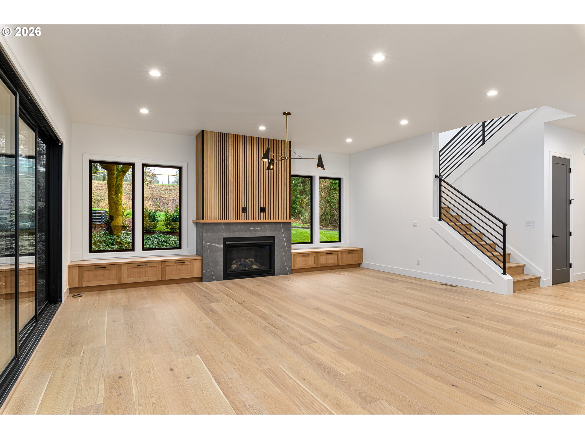 1849 Cloverleaf Road Lake Oswego, OR 97034 - Photo 3 of 24 Gallery Image 3