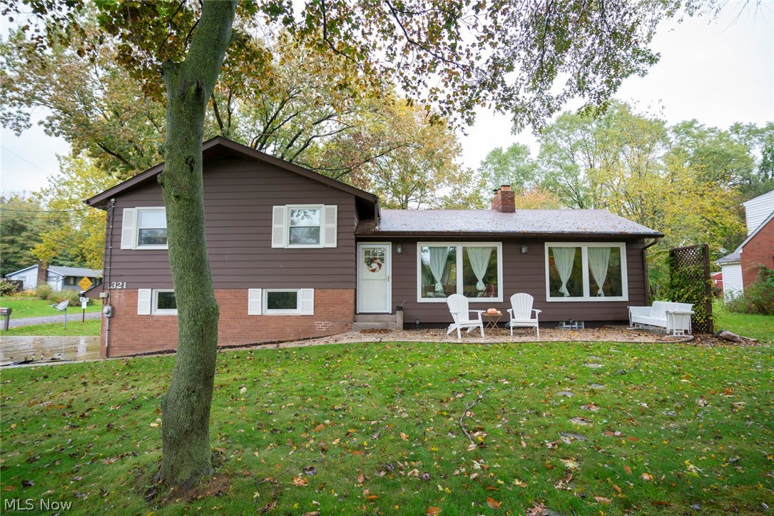321 West Caston Road Akron, OH 44319 - Photo 1 of 28 Gallery Image 1