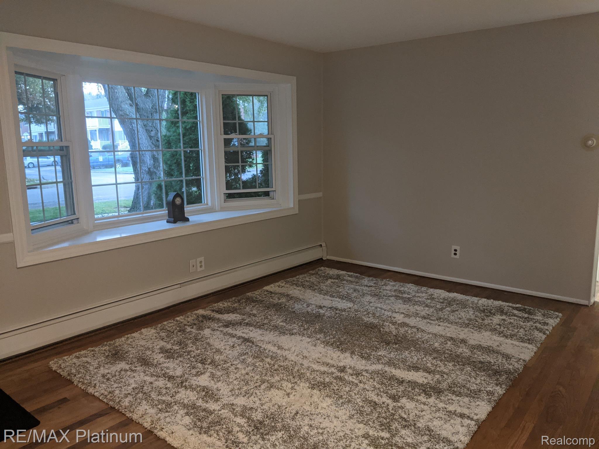 809 Riddle Street Howell, MI 48843 - Photo 8 of 41 Gallery Image 8