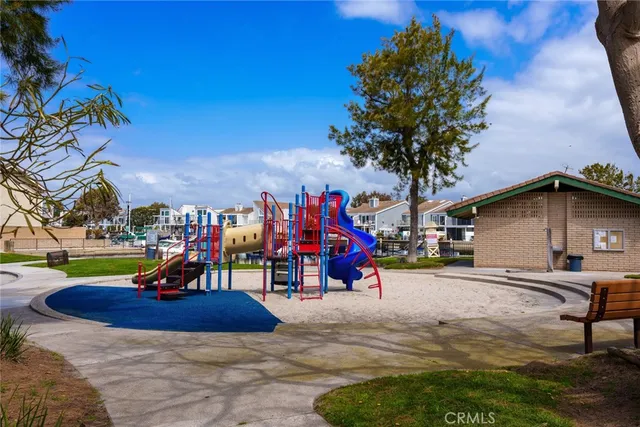 $2,799,000 | 16312 Spartan Circle, Huntington Beach, CA 92649