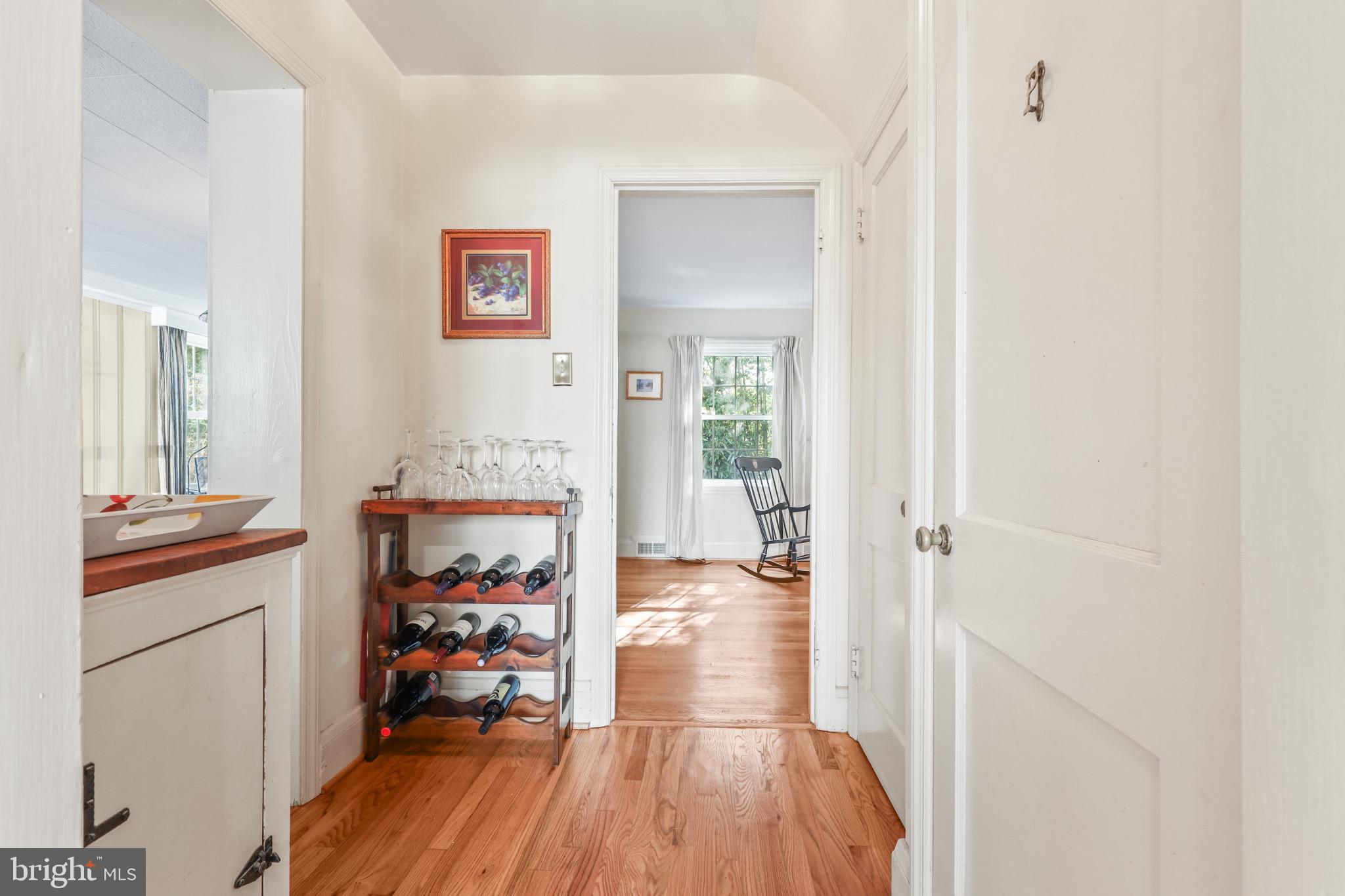 605 Piccadilly Road Towson, MD 21204 - Photo 25 of 62