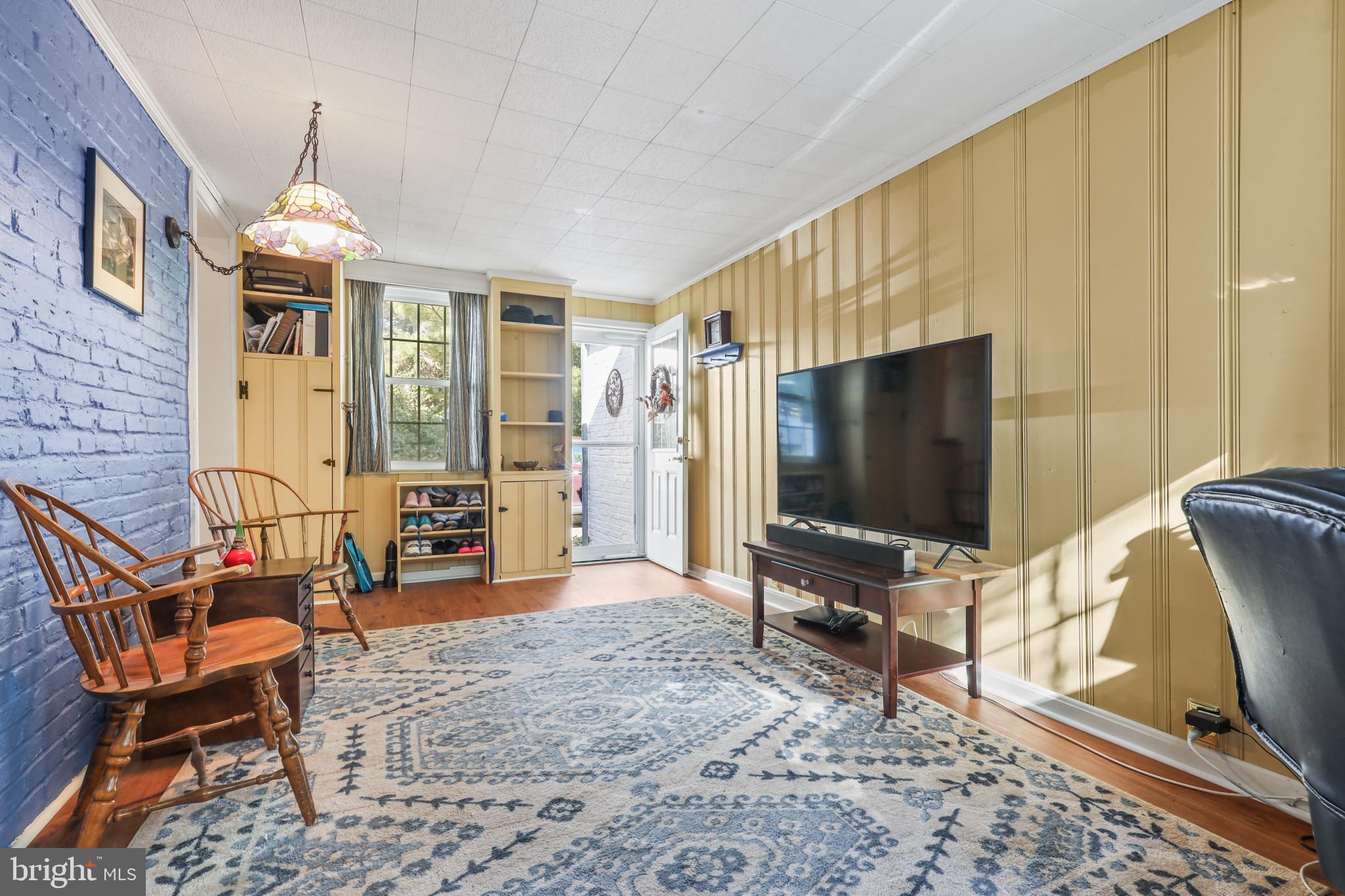 605 Piccadilly Road Towson, MD 21204 - Photo 27 of 62 Cozy Den