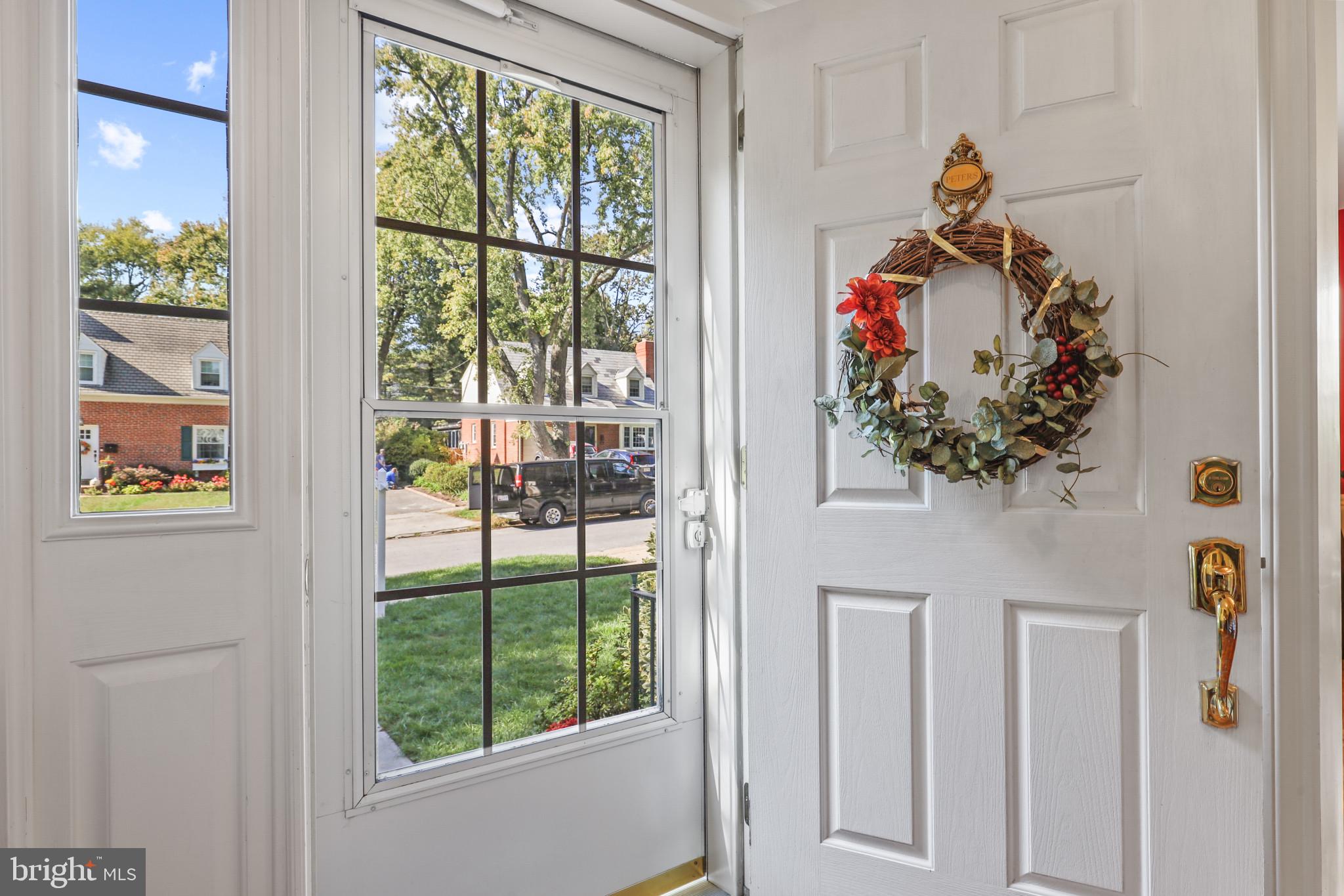 605 Piccadilly Road Towson, MD 21204 - Photo 6 of 62