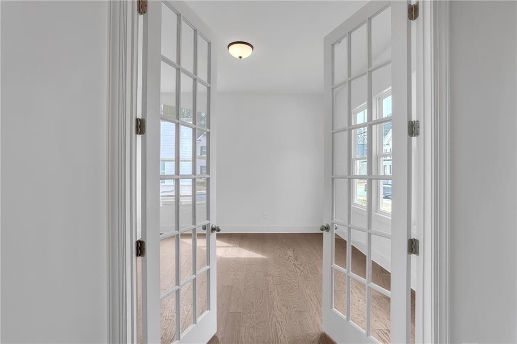 1997 Freestone Way Marietta, GA 30064 - Photo 4 of 43