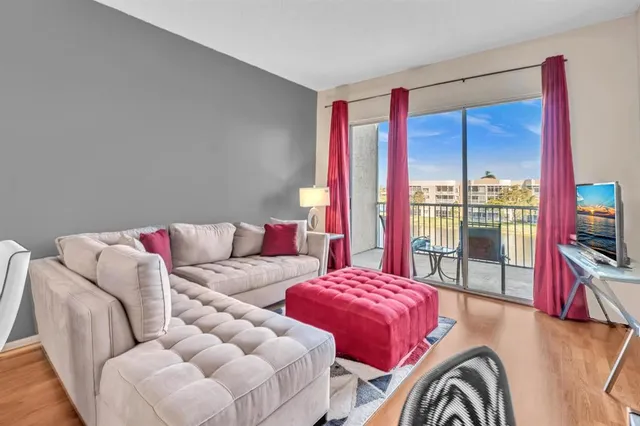 $177,000 | 7802 Trent Drive, Unit 406, Fort Lauderdale, FL 33321