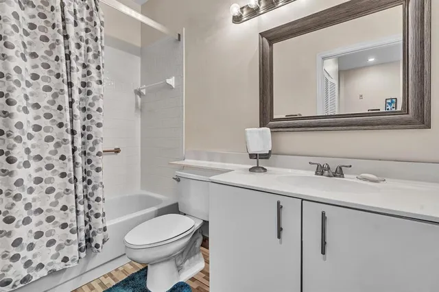 $177,000 | 7802 Trent Drive, Unit 406, Fort Lauderdale, FL 33321