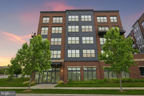 $549,900 | 502 Diamondback Drive, Unit 310, Gaithersburg, MD 20878