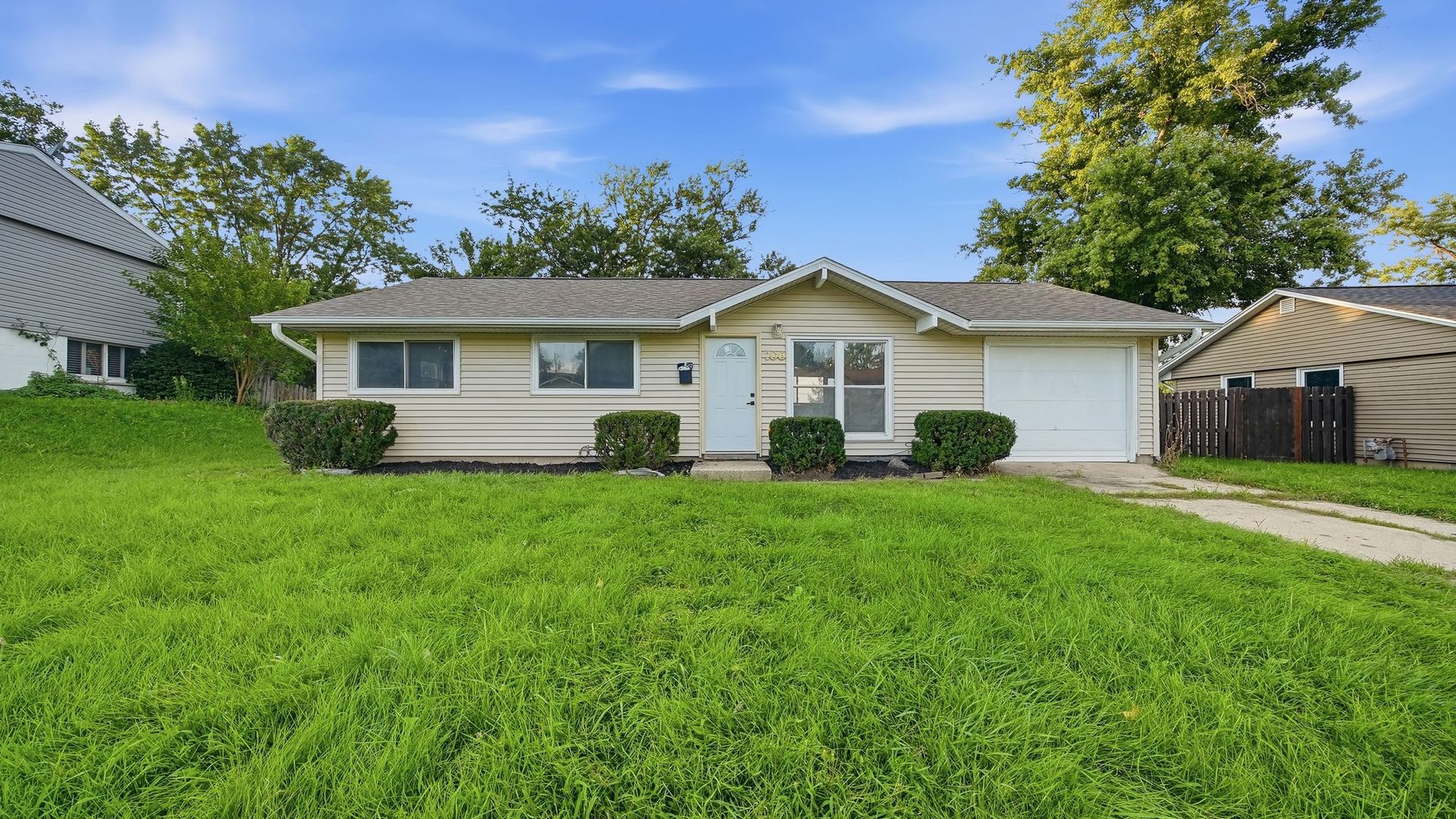 706 Halstead Avenue Romeoville, IL 60446 - Photo 1 of 22 Gallery Image 1