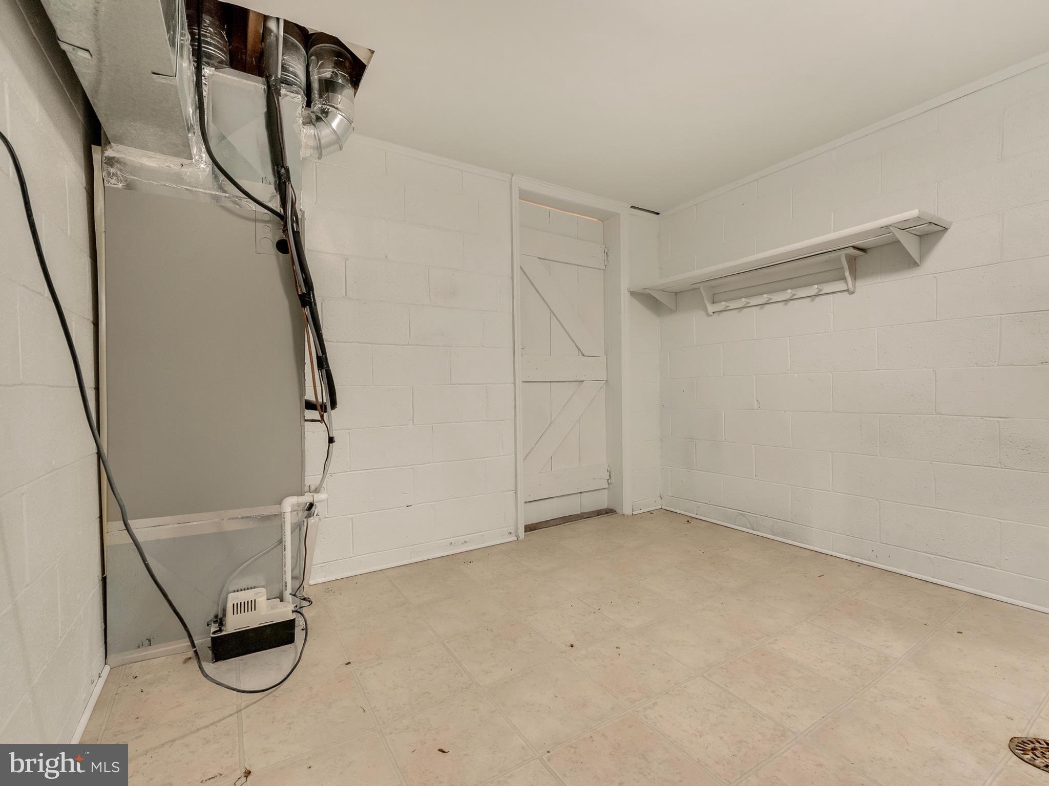 7605 Ridge Road Frederick, MD 21702 - Photo 33 of 45 Lower level