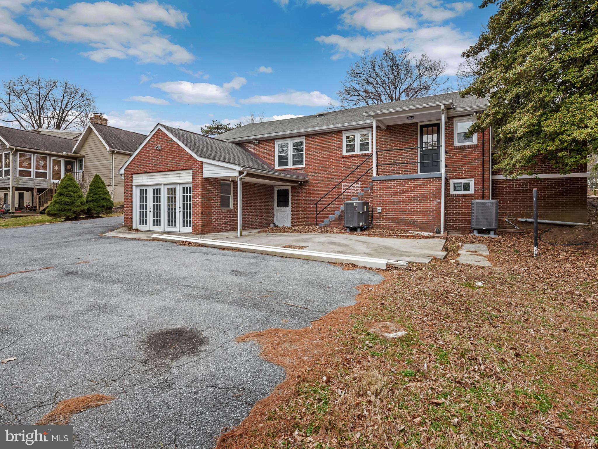 7605 Ridge Road Frederick, MD 21702 - Photo 37 of 45 Exterior rear