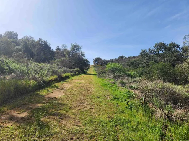 $815,000 | 4800-blk 5th 4800-blk 5th Street, Fallbrook, CA 92028