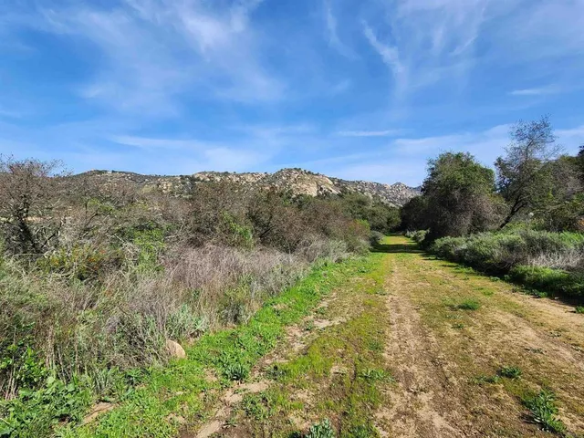 $815,000 | 4800-blk 5th 4800-blk 5th Street, Fallbrook, CA 92028