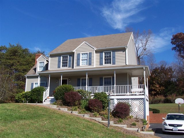 2403 Graves Mill Road Forest, VA 24551 - Photo 1 of 14 front