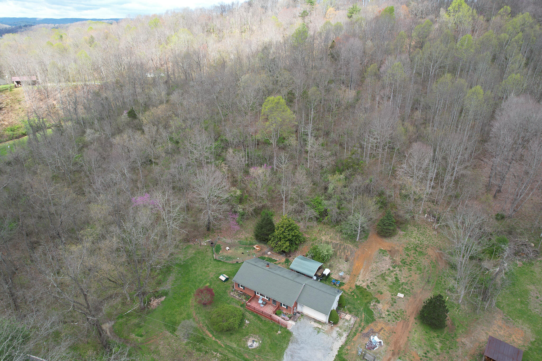 2555 Julia Simpkins Road Hiwassee, VA 24347 - Photo 29 of 30 Julia-Simpkins-21