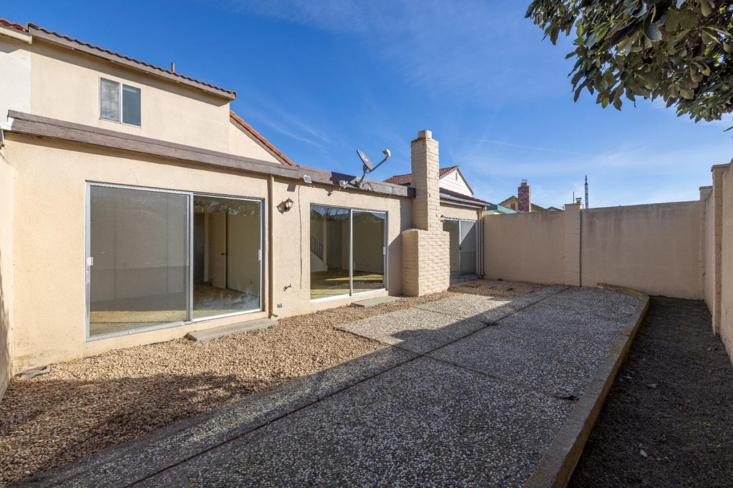 316 Quintero Circle Salinas, CA 93906 - Photo 3 of 3