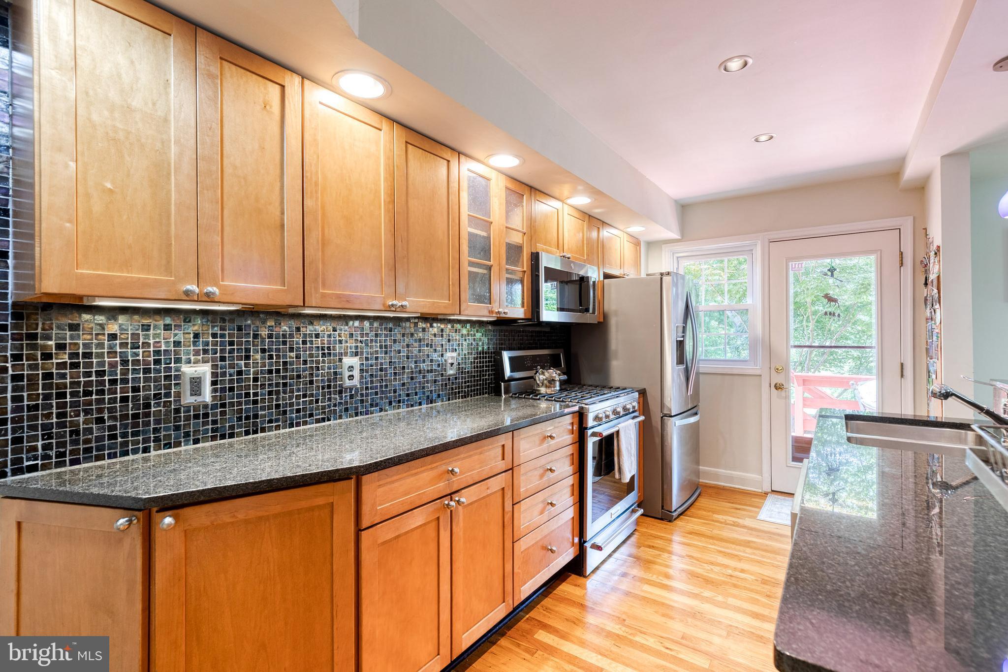 162 Stanmore Road Baltimore, MD 21212 - Photo 8 of 36