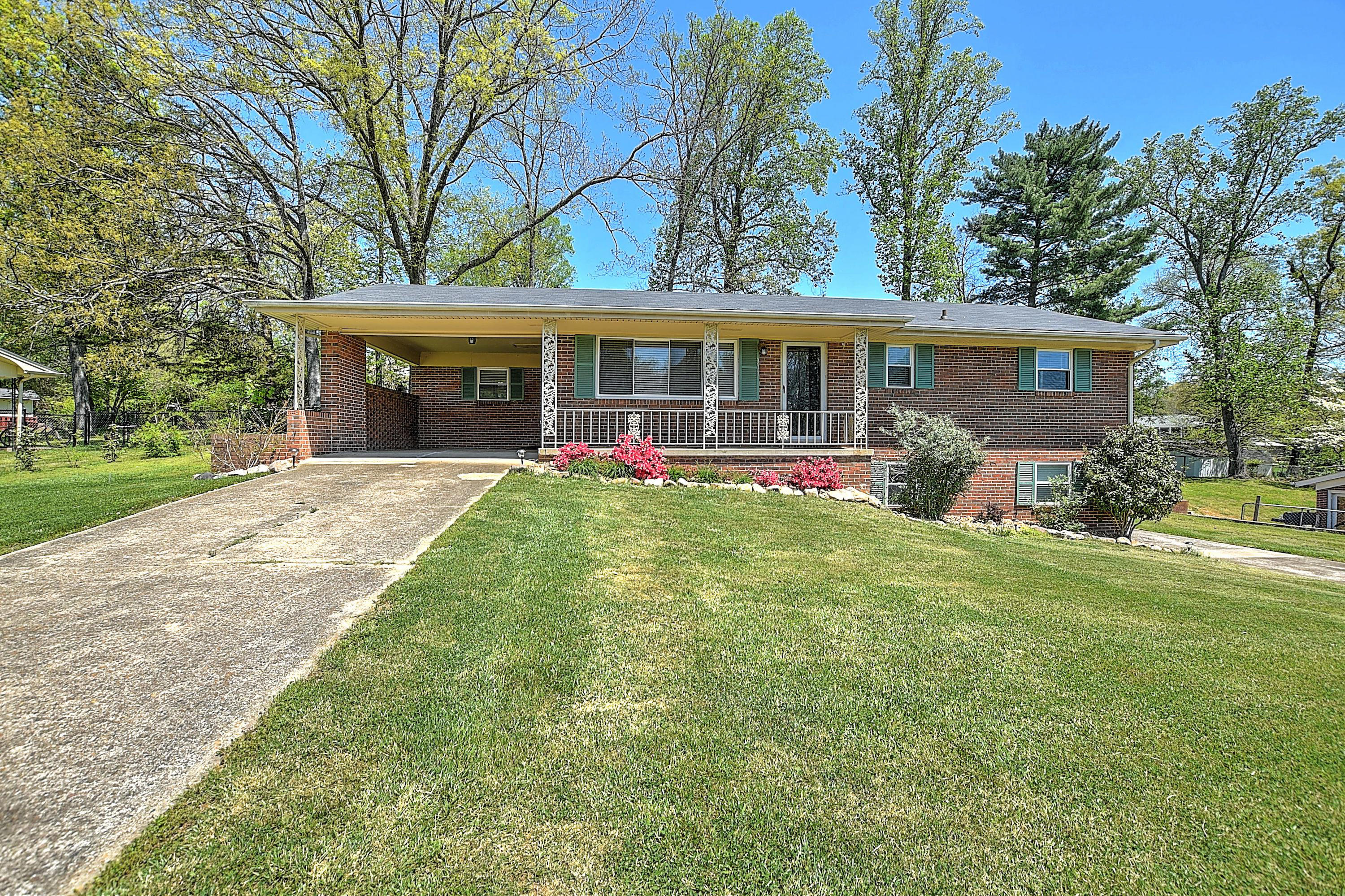 311 Hope Road Greeneville, TN 37745 - Photo 3 of 13 311 Hope Rd-3
