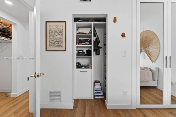 $2,300 | 8600 Byron Avenue, Unit 86009, Miami Beach, FL 33141