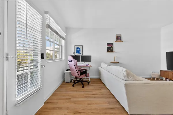 $2,300 | 8600 Byron Avenue, Unit 86009, Miami Beach, FL 33141
