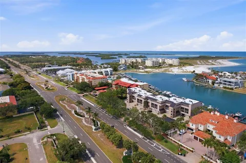 $750,000 | 1060 Pinellas Bayway South, Unit 204, Tierra Verde, FL 33715